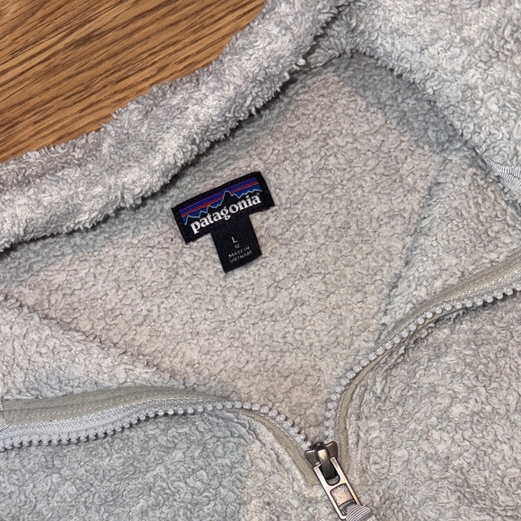 Patagonia Light Gray Los Gatos 1/4 zip fleece - Picture 4 of 5